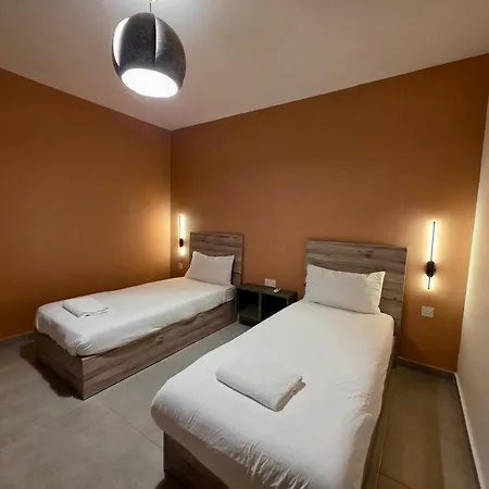 Spacious 3 Bedroom In 아파트