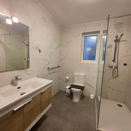 Spacious 3 Bedroom In